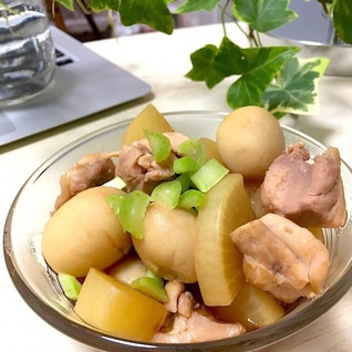 簡単！旬の里芋と鶏肉の煮物！